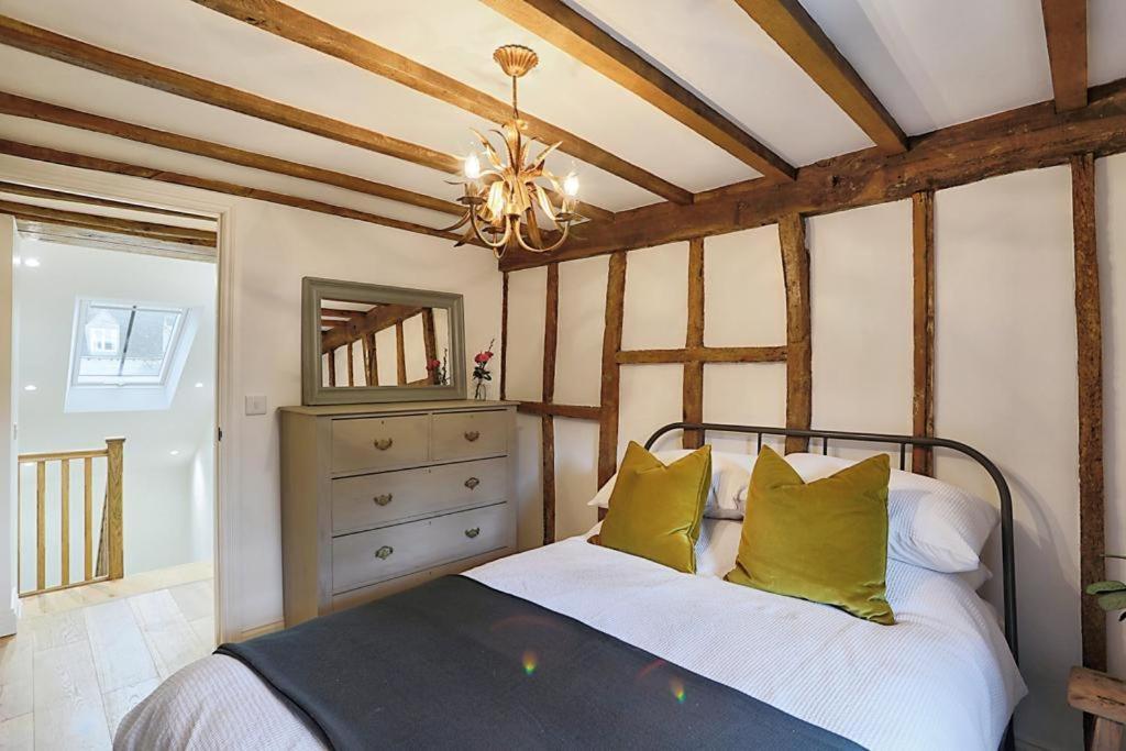 Luxury Cotswold Cottage With Hot Tub In Stow On The Wold! Exterior foto